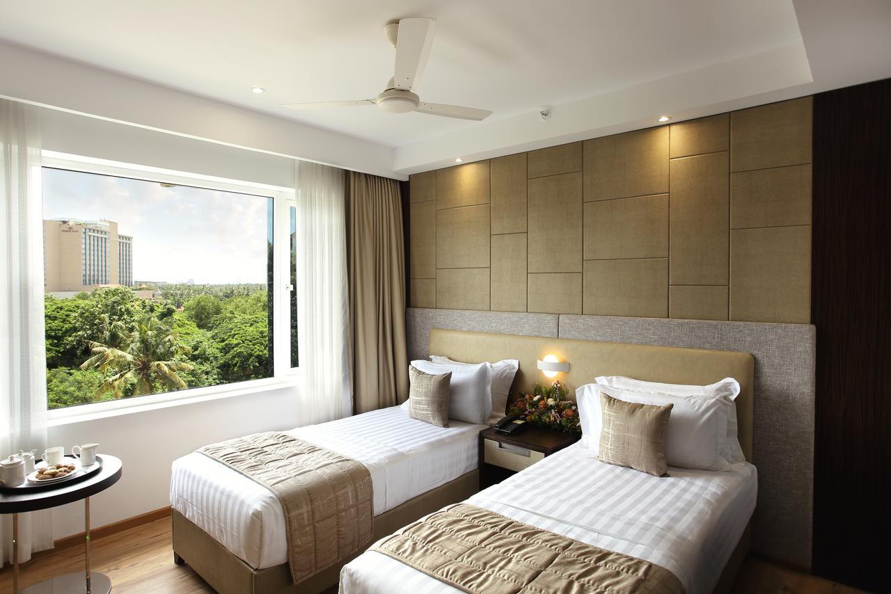 Sugar Business Hotel Коччи Экстерьер фото